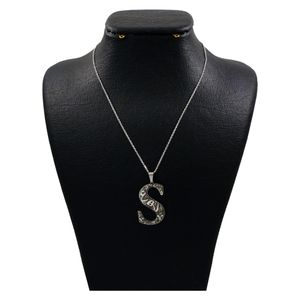 گردنبند نقره زنانه دلی جم طرح s کد d 681